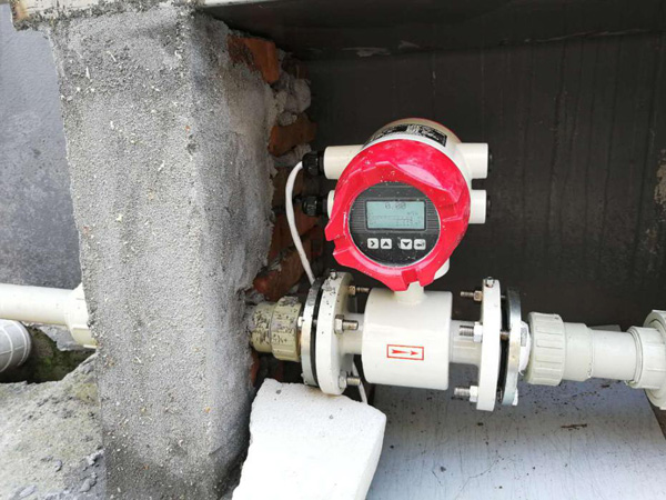 米科電磁流量計現場安裝 米科電磁流量計現場安裝