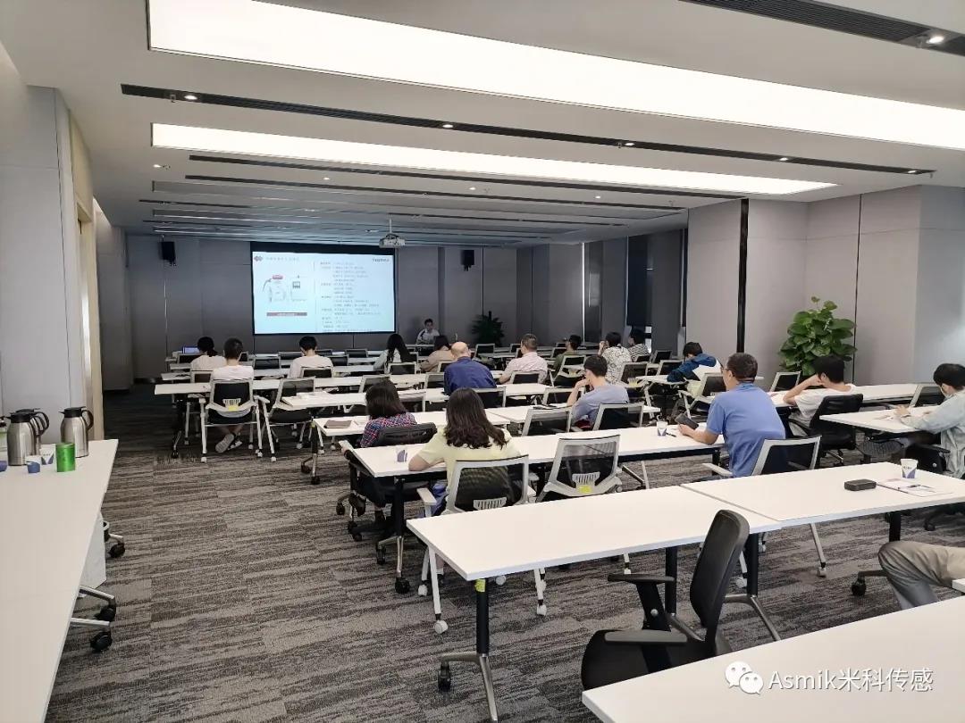 培訓(xùn)現(xiàn)場(chǎng)2 培訓(xùn)現(xiàn)場(chǎng)2